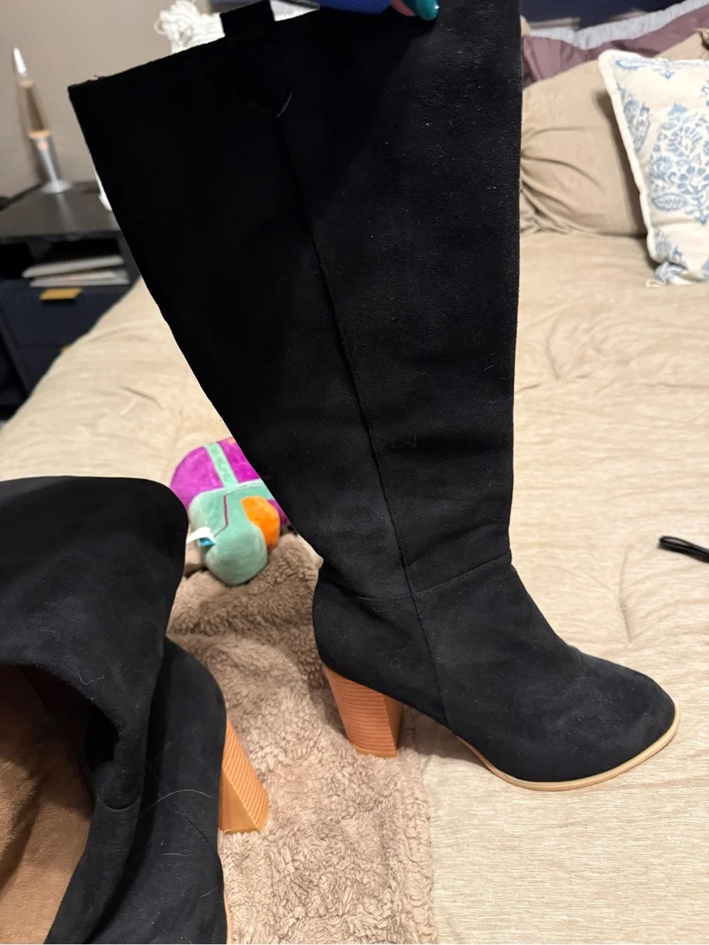 Women's Over-the-Knee Suede Boots in Black and Brown
